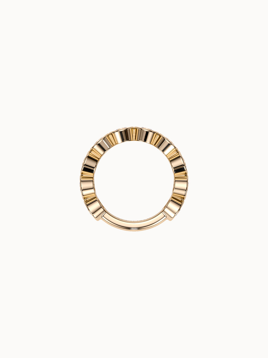 East-West Bezel Round Band Grand in 18K yellow gold, shown in profile