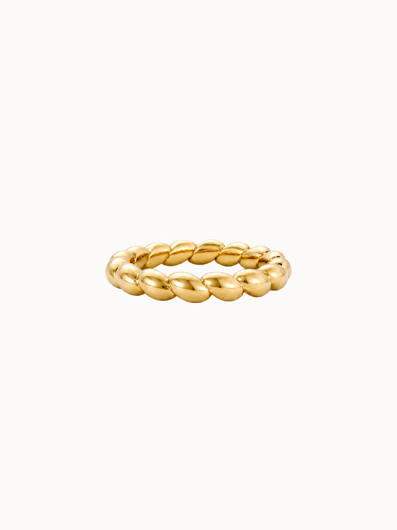 Shell Band in 18K yellow gold, hand-worked shell form