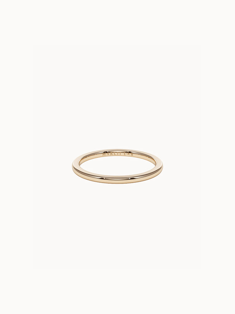 Slim-Solid-Gold-Band-Yellow-Gold-MARLII-LAB