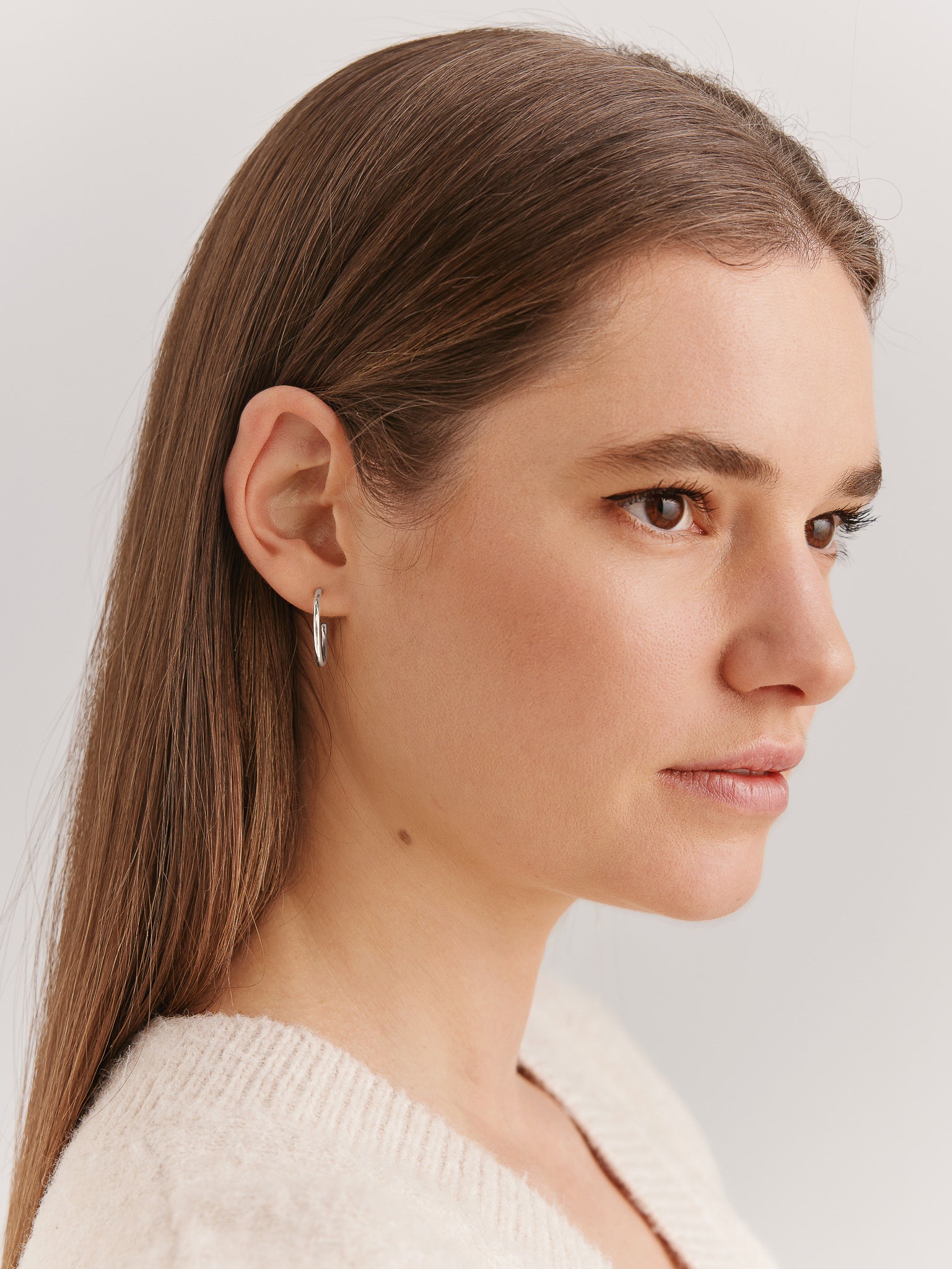 Gold-Hoop-Earrings-White-Gold-MARLII-LAB