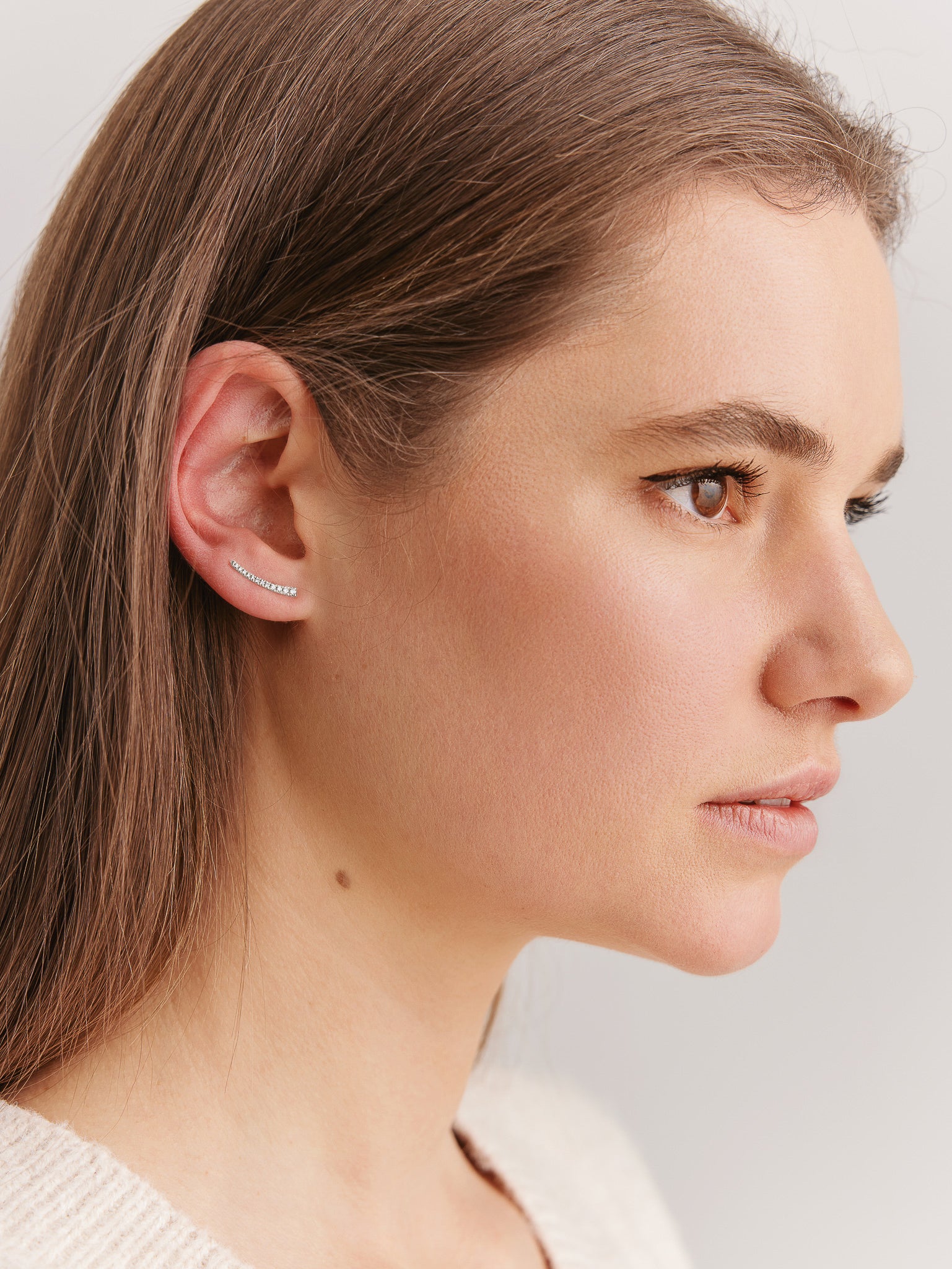Graduating-Diamond-Ear-Climber-White-Gold-MARLII-LAB