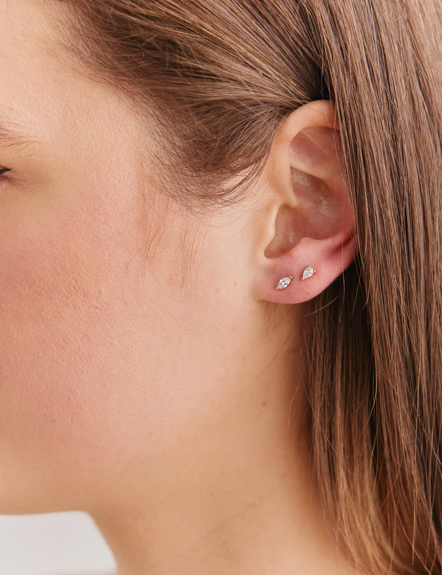 Pear-Diamond-Studs-Yellow-Gold-6x3.5mm-MARLII-LAB