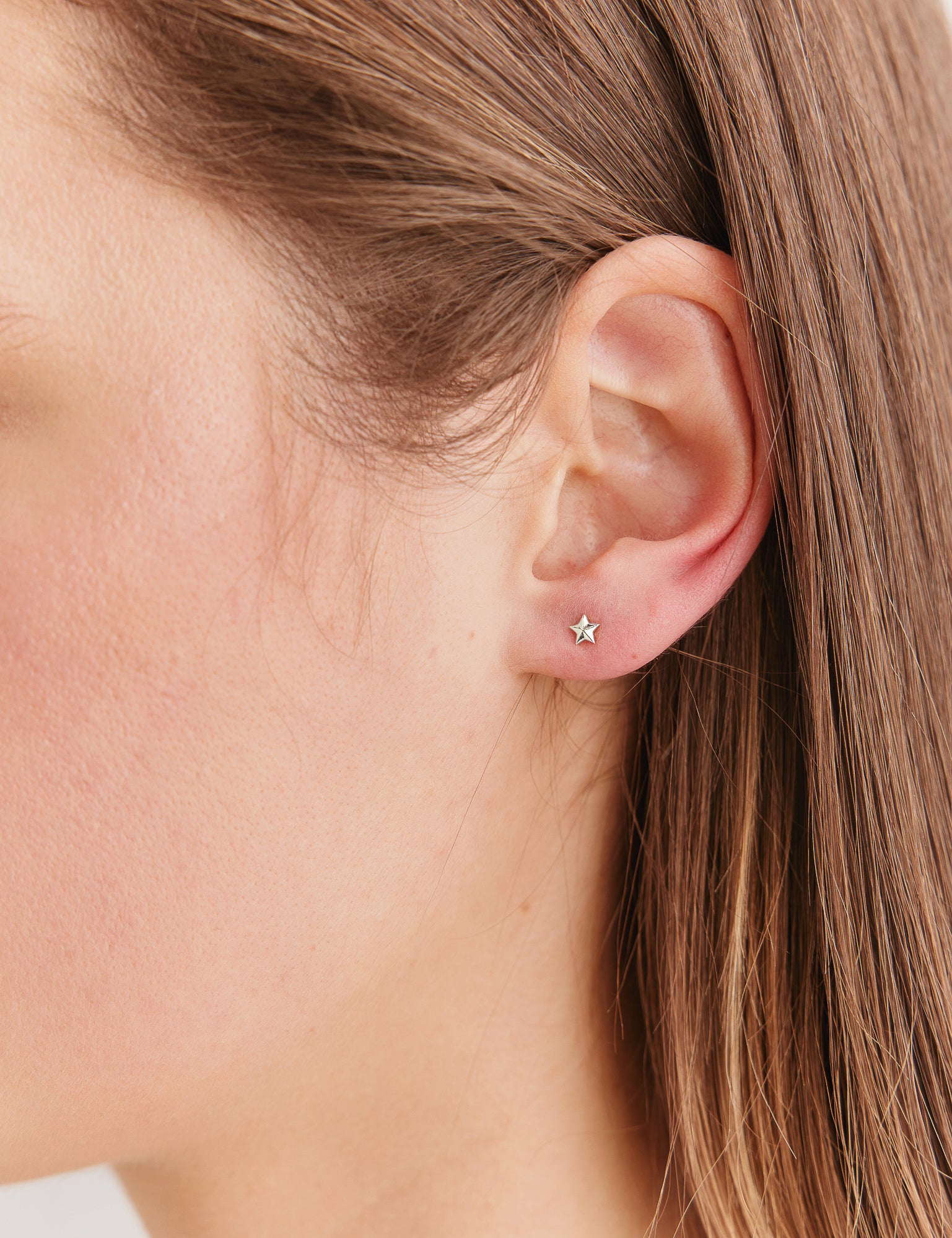Solid-Gold-Star-Studs-White-Gold-MARLII-LAB