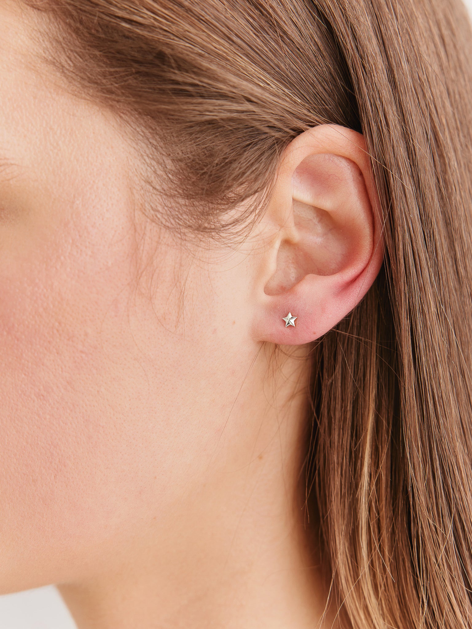 Solid-Gold-Star-Studs-White-Gold-MARLII-LAB