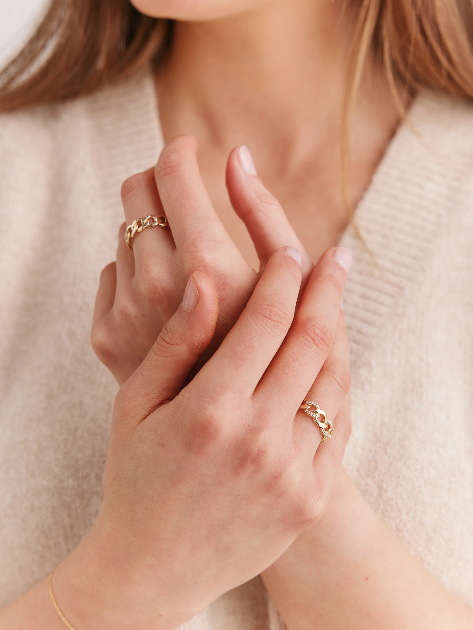 Pavé-Solid-Gold-Chain-Ring-Yellow-Gold-MARLII-LAB