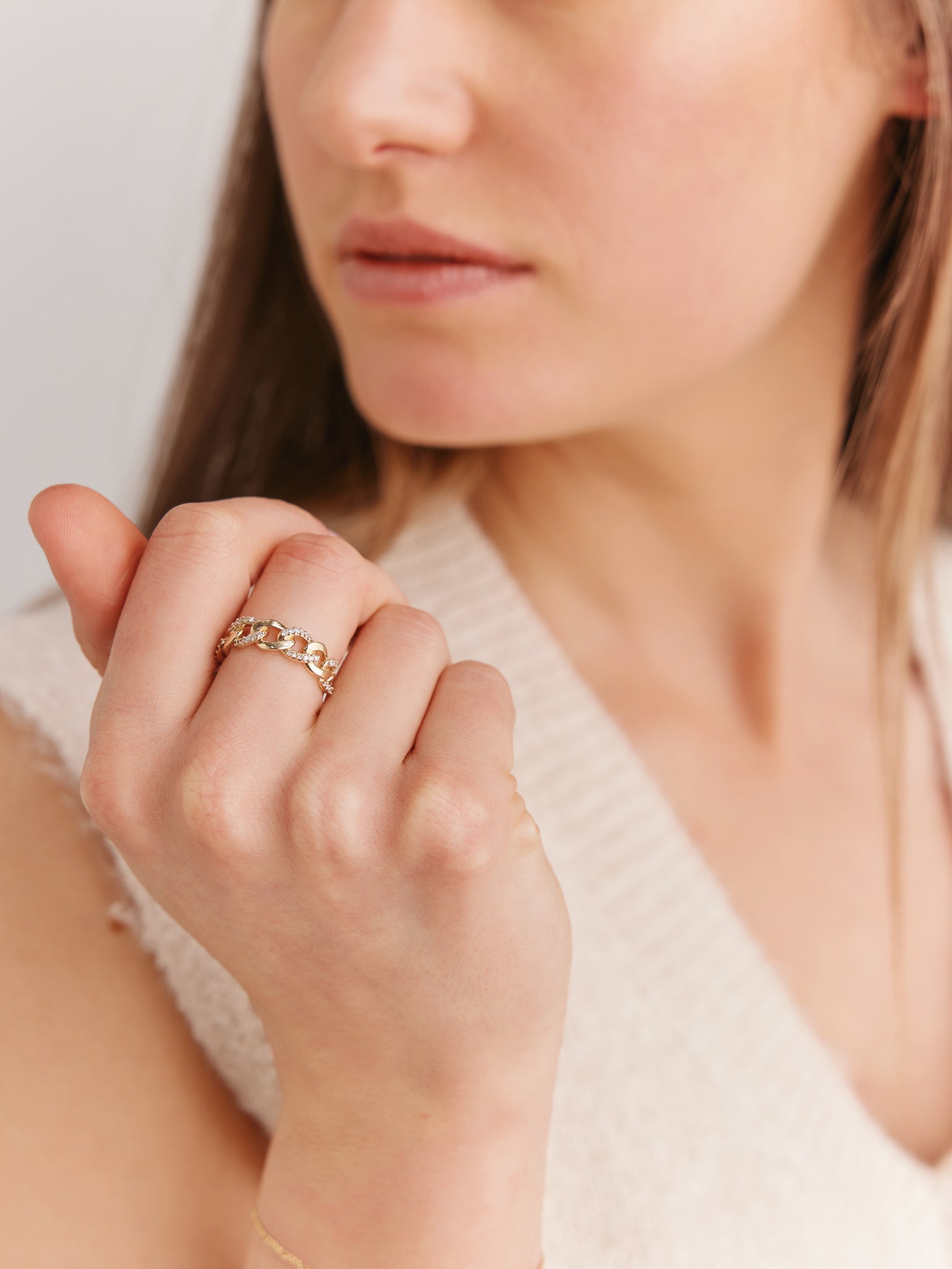 Pavé-Solid-Gold-Chain-Ring-Yellow-Gold-MARLII-LAB