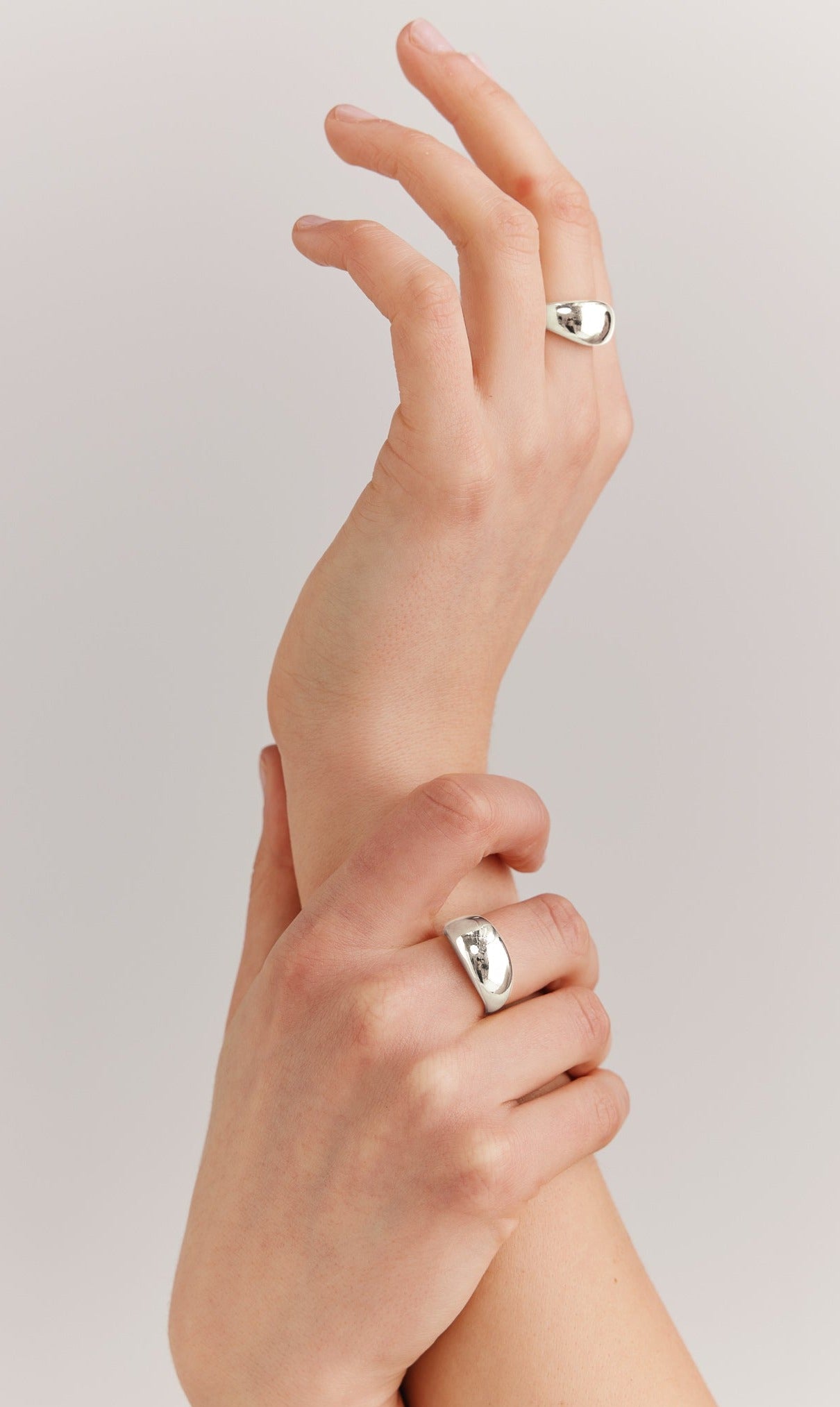 Bobble-Ring-White-Gold-MARLII-LAB
