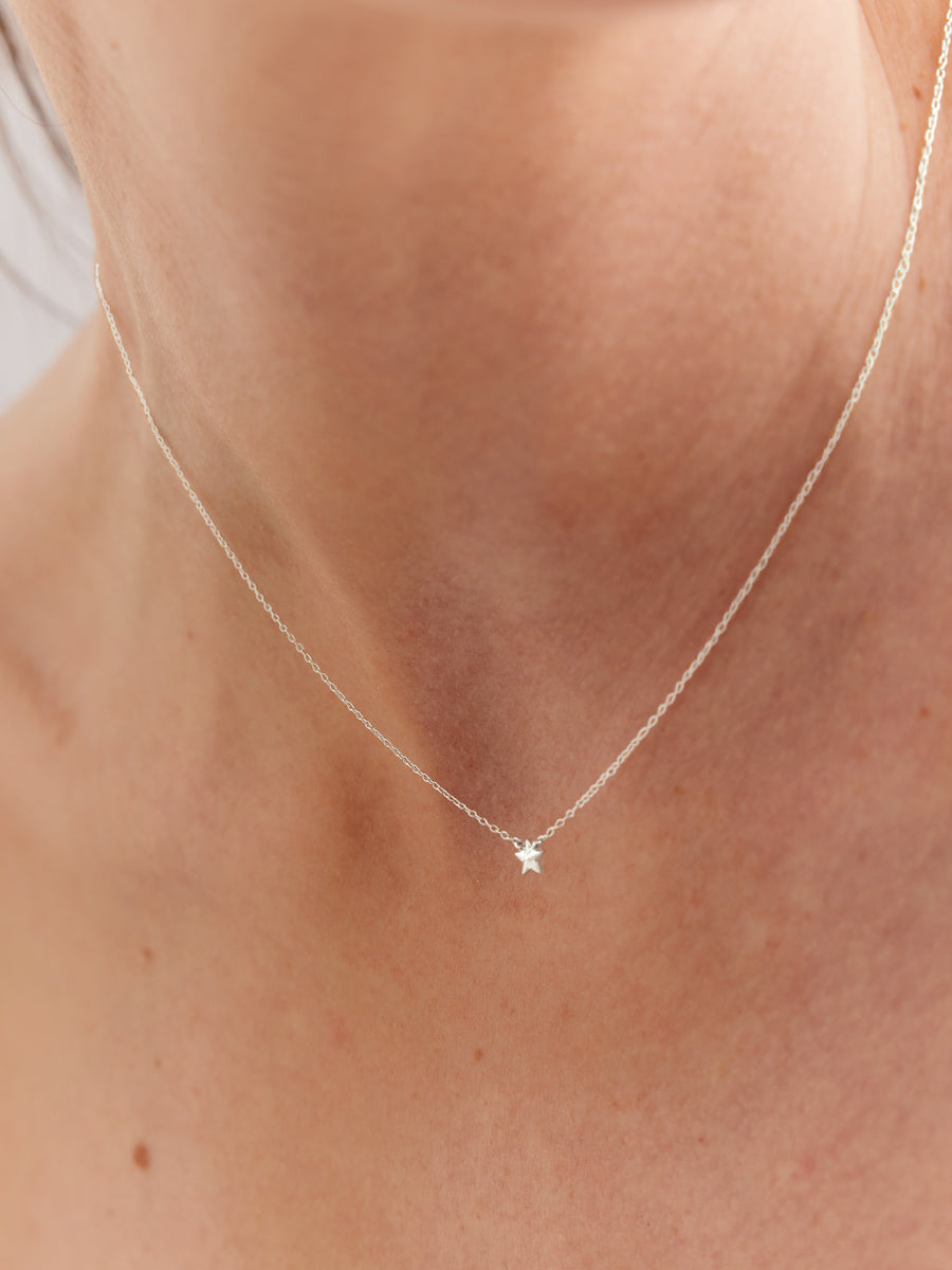 Solid-Gold-Star-Necklace-White-Gold-MARLII-LAB