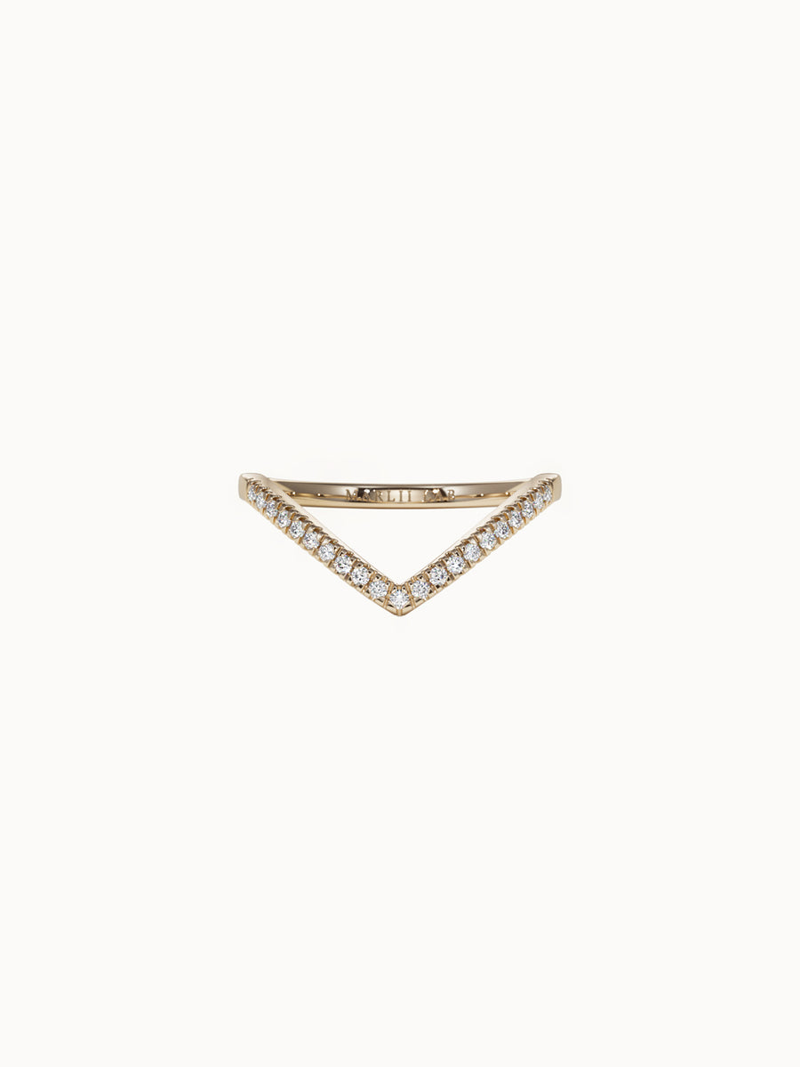 Pavé-Subtle-Point-Ring-Yellow-Gold-MARLII-LAB