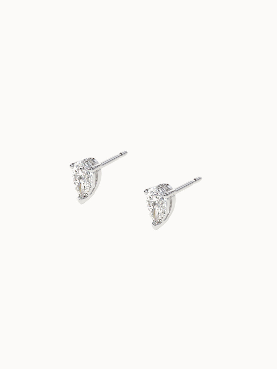 Pear-Diamond-Studs-White-Gold-6x3.5mm-MARLII-LAB