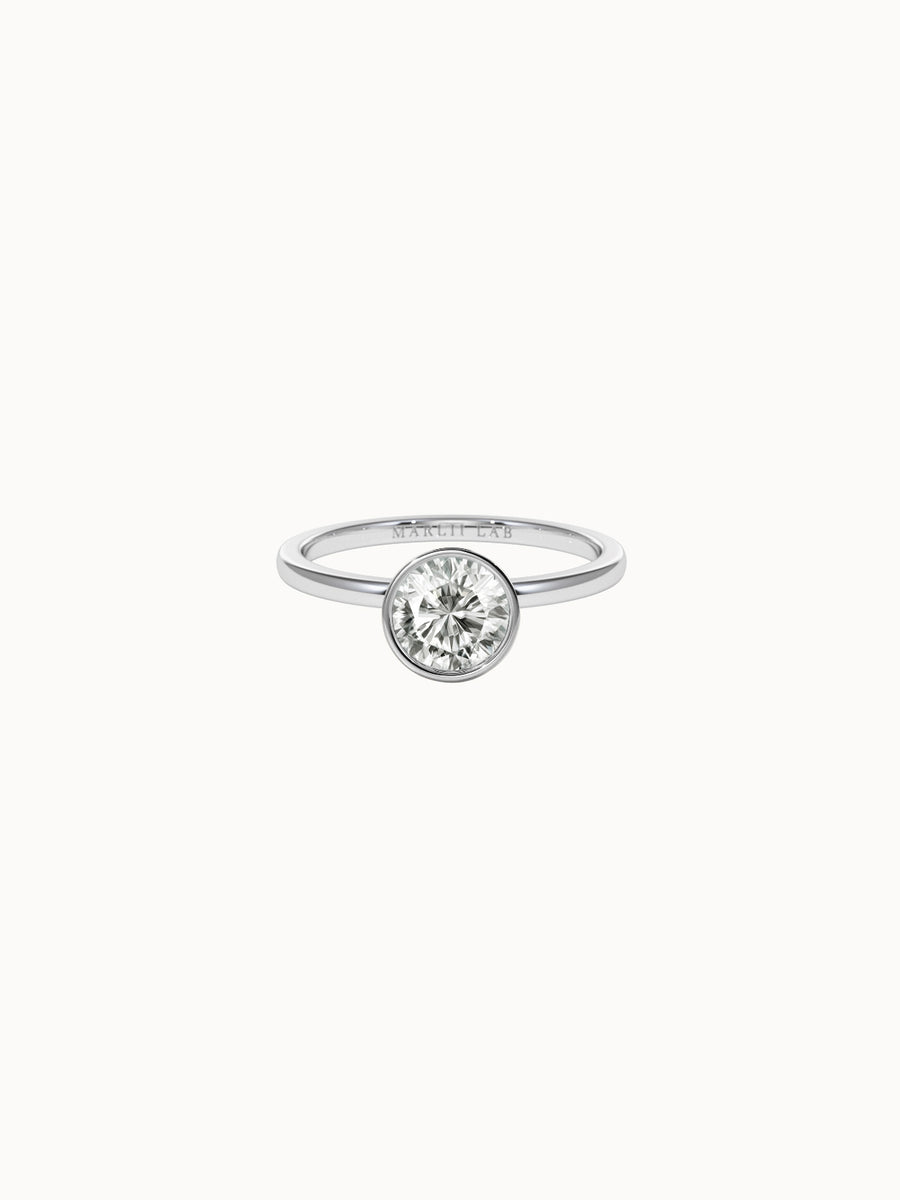 Oasis Round Engagement Ring